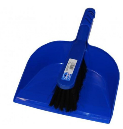 BROWNS PLASTIC DUSTPAN NO200