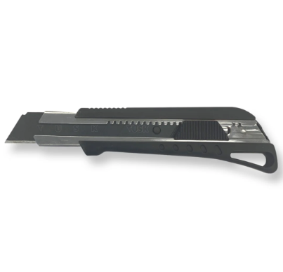 TUSK 25mm SNAP OFF KNIFE AUTO LOCK